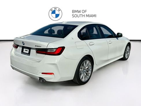 Certified 2023 BMW 330i Sedan RWD image 7