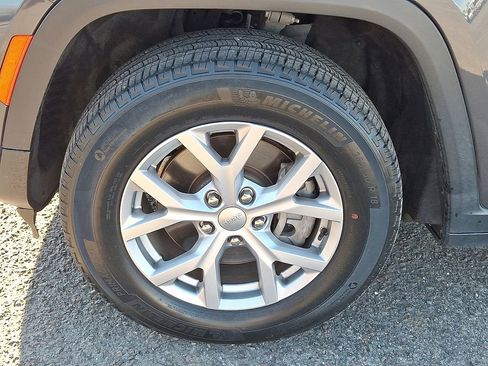 Used 2021 Jeep Grand Cherokee L Limited image 29