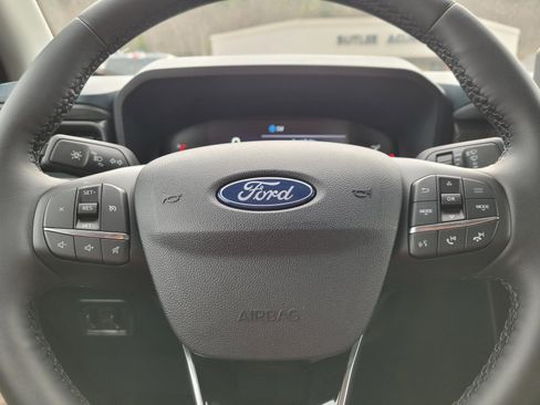 New 2025 Ford Maverick XLT w/ XLT Luxury Package image 16