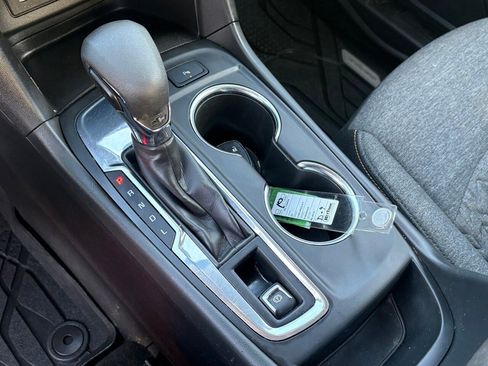 Used 2023 Chevrolet Equinox LT image 22