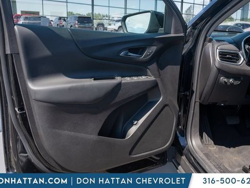 Used 2024 Chevrolet Equinox LT FWD image 15