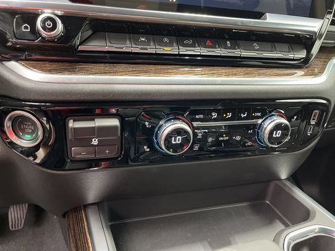 New 2026 GMC Sierra 1500 Elevation AWD/4WD image 15