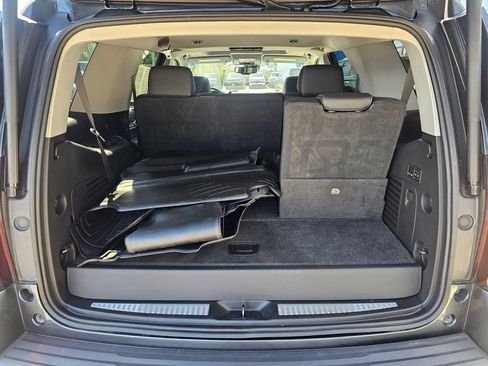Used 2019 Chevrolet Tahoe LT AWD/4WD image 14