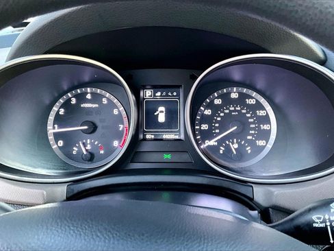 Used 2018 Hyundai Santa Fe Sport w/ 2.4L Value Package 02 image 20