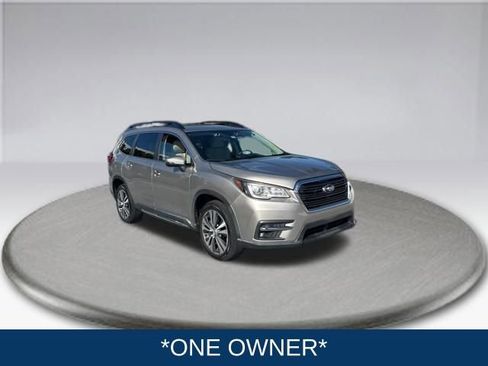 Used 2019 Subaru Ascent Limited w/ Popular Package #3 image 3