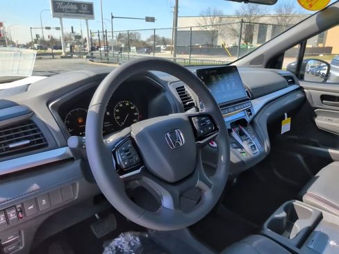New 2026 Honda Odyssey Sport-L image 32
