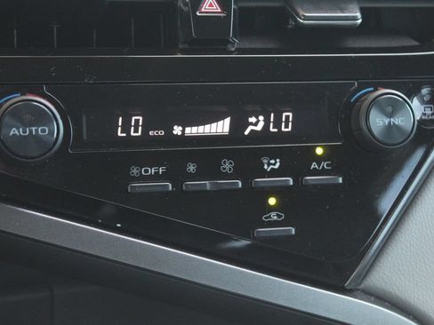 Used 2023 Toyota Camry LE FWD image 15