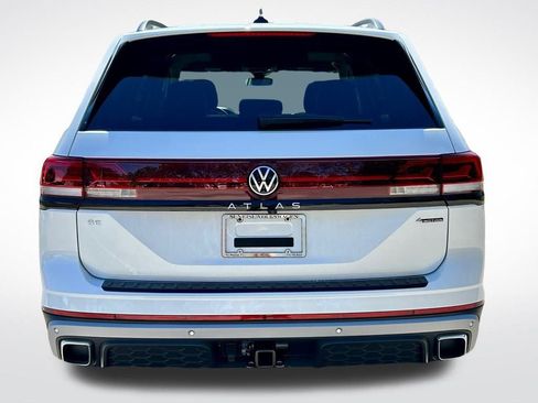 New 2026 Volkswagen Atlas Peak Edition AWD/4WD image 6