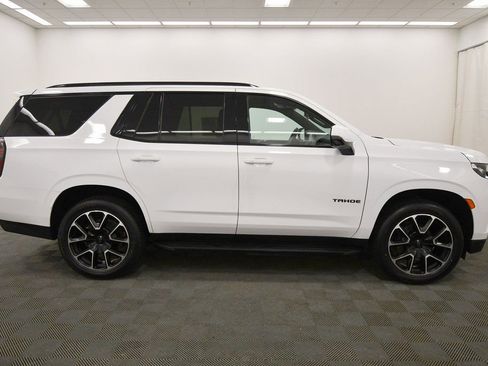 Used 2024 Chevrolet Tahoe RST w/ Luxury Package AWD/4WD image 9