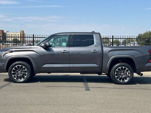 Used 2023 Toyota Tundra Limited AWD/4WD image 9