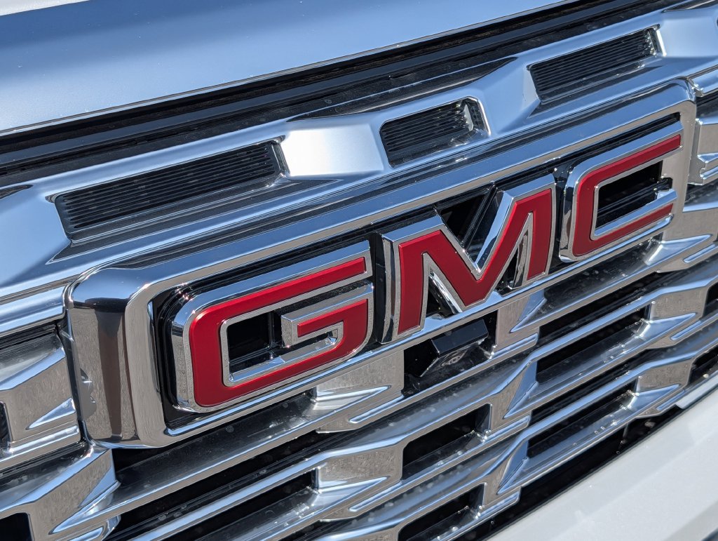 New 2027 GMC Terrain Denali w/ LPO, Floor Liner Package AWD/4WD image 33