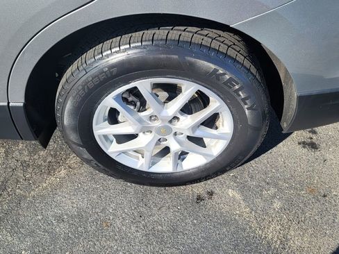 Used 2023 Chevrolet Equinox LS image 8