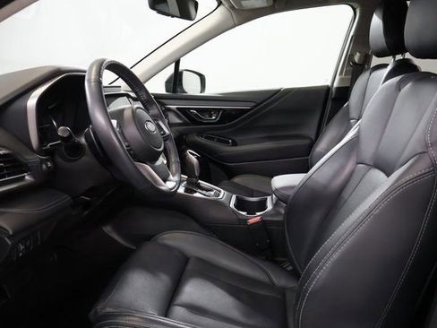 Used 2023 Subaru Outback Limited AWD/4WD image 12