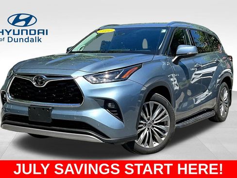 Used 2022 Toyota Highlander Platinum AWD/4WD image 1