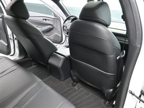 Used 2024 Honda Accord Sport image 12