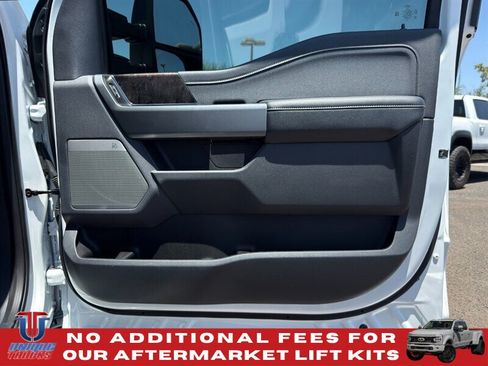 Used 2025 Ford F350 Lariat w/ FX4 Off-Road Package AWD/4WD image 29