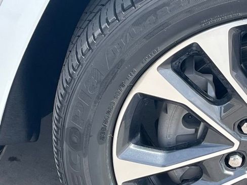 Used 2023 Jeep Grand Cherokee L Overland image 8