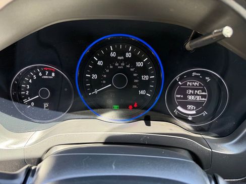 Used 2017 Honda HR-V EX-L image 19