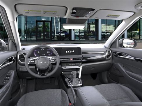 New 2026 Kia Seltos S image 14