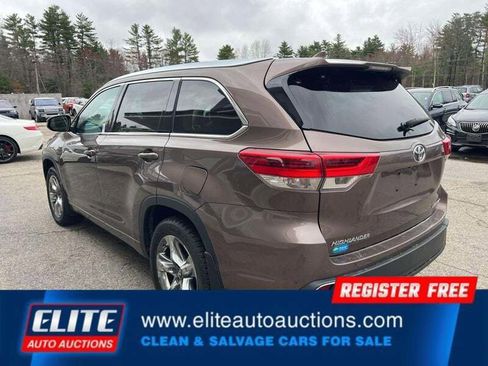 Used 2018 Toyota Highlander Limited Platinum w/ Carpet Mat Package (TMS) AWD/4WD image 6