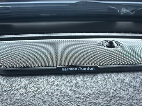 New 2026 RAM 1500 Laramie AWD/4WD image 38