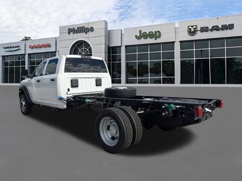 New 2026 RAM 5500 Tradesman w/ Chrome Appearance Group image 5
