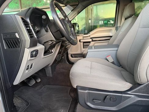 Used 2019 Ford F150 XLT w/ Equipment Group 302A Luxury image 16