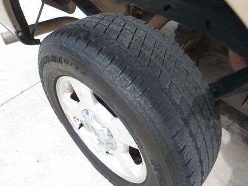 Used 2012 Ford F150 XLT RWD image 12