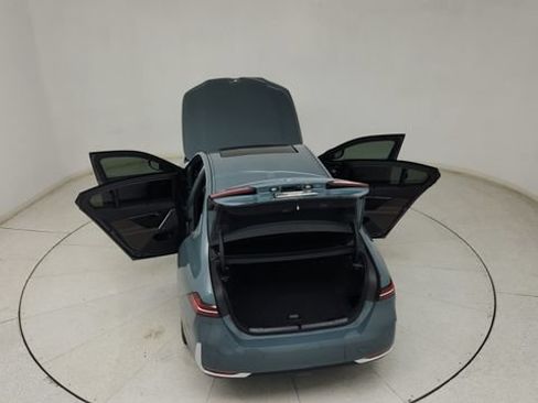 Used 2026 BMW i5 eDrive40 AWD/4WD image 34