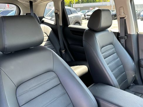 Used 2025 Honda CR-V EX-L image 16