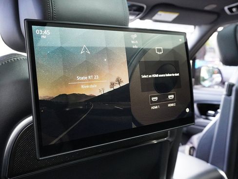 Used 2024 Land Rover Range Rover Long Wheelbase Autobiography image 47