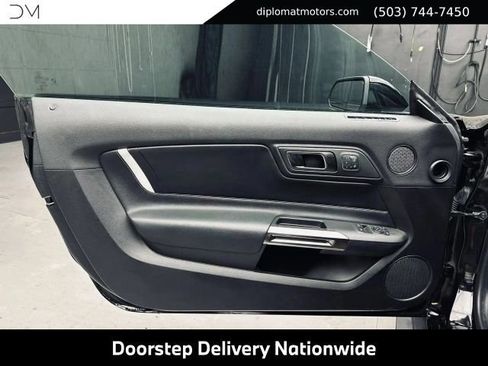 Used 2022 Ford Mustang Shelby GT500 w/ Technology Package RWD image 23