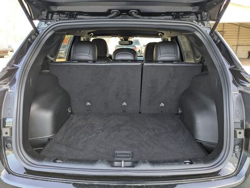 Used 2025 Jeep Compass Limited image 25