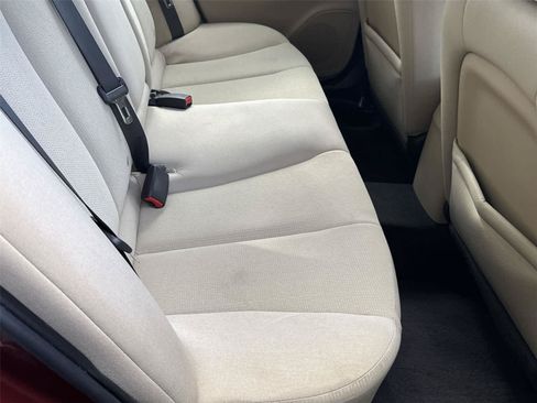 Used 2010 Hyundai Sonata GLS FWD image 16
