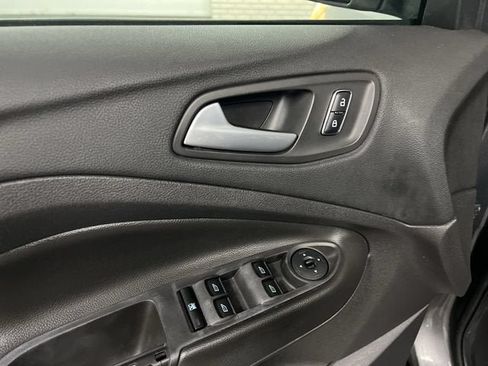 Used 2014 Ford Escape SE w/ Equipment Group 201A FWD image 22