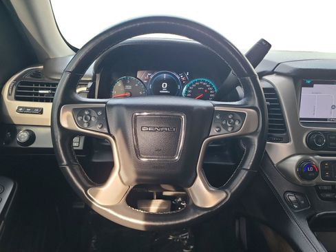 Used 2018 GMC Yukon Denali w/ Denali Ultimate Package RWD image 12
