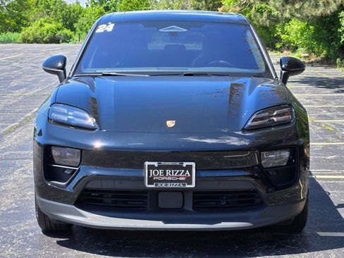 Used 2024 Porsche Macan 4 Electric image 10