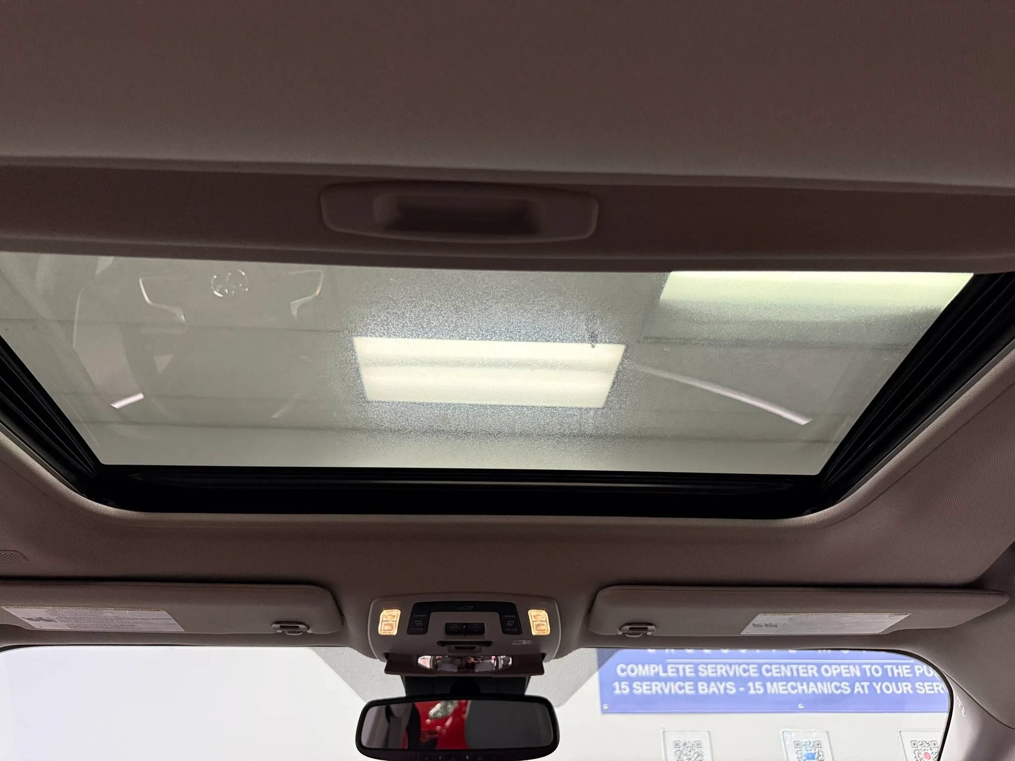 Used 2022 Toyota Sienna XLE w/ XLE Plus Package FWD image 14
