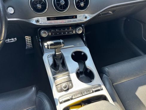 Used 2018 Kia Stinger GT image 34