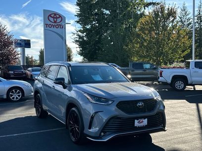 New 2025 Toyota Highlander XSE