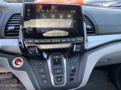 Used 2022 Honda Odyssey EX-L image 11