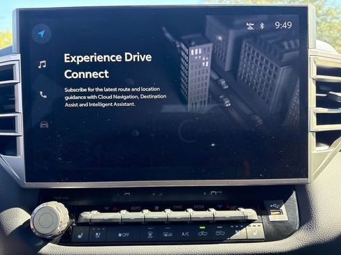 Used 2025 Toyota Tundra Limited image 32