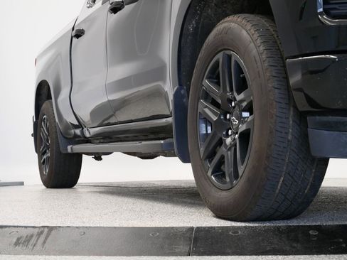 Used 2022 Chevrolet Silverado 1500 RST w/ Max Trailering Package image 6