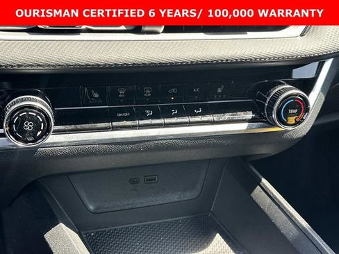 Certified 2025 Chevrolet Equinox LT image 22