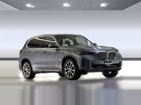 Used 2026 BMW X5 sDrive40i w/ Premium Package RWD image 6