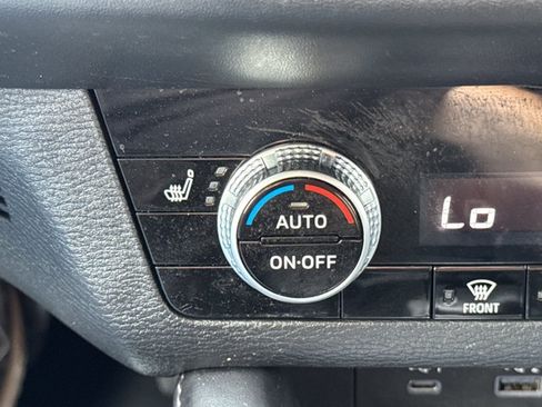 Used 2023 Mitsubishi Outlander SE FWD image 20
