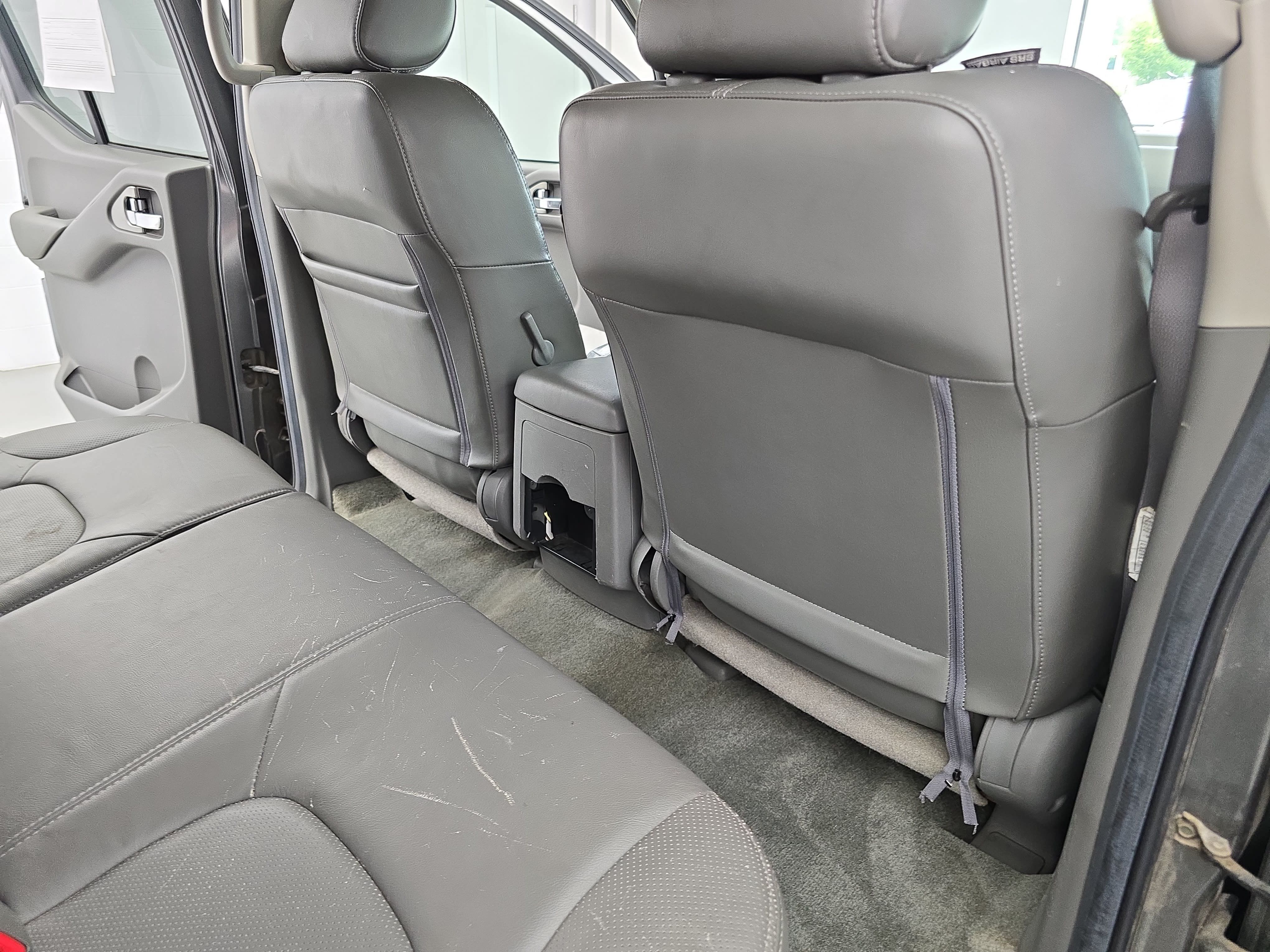 Used 2005 Nissan Frontier LE w/ (X01) Leather Pkg RWD image 11