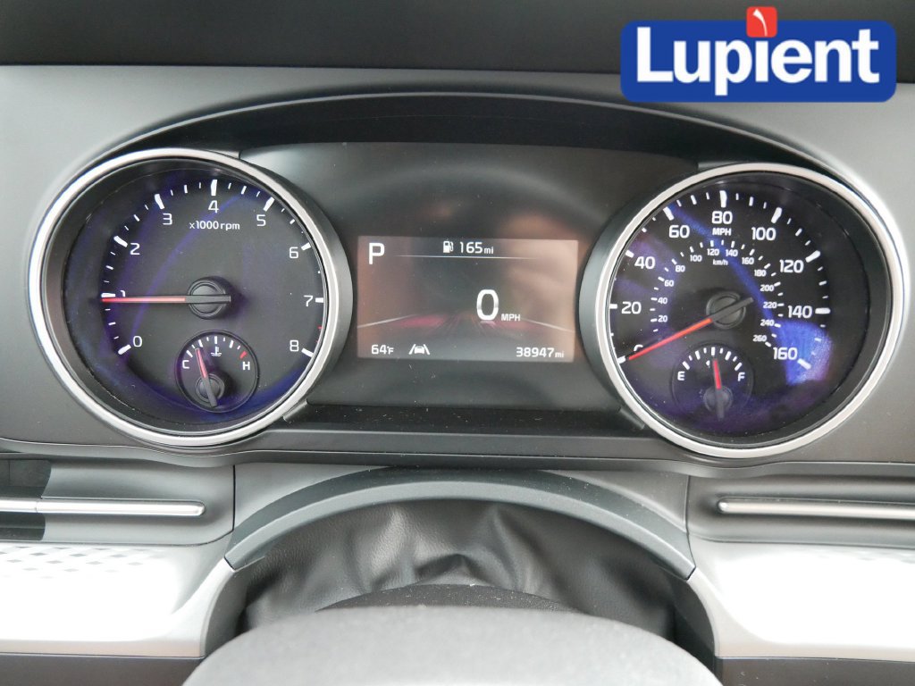 Used 2024 Kia Carnival LX FWD image 20