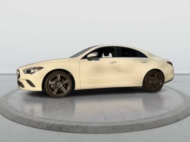 Used 2023 Mercedes-Benz CLA 250 4MATIC image 4