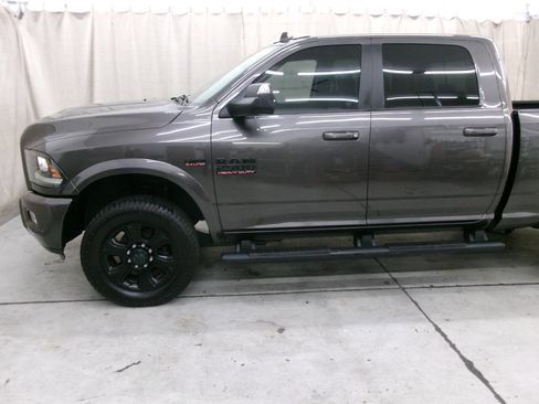 Used 2017 RAM 2500 Laramie w/ Sport Appearance Group AWD/4WD image 5